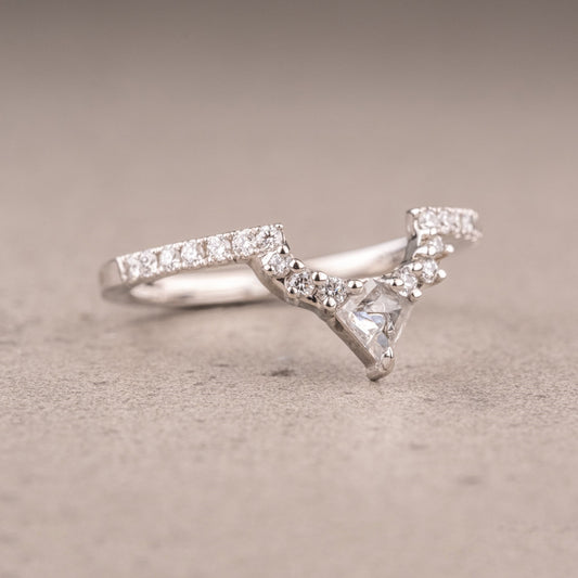 Moissanite 0.40CT Kite Diamond Gothic Wedding Band