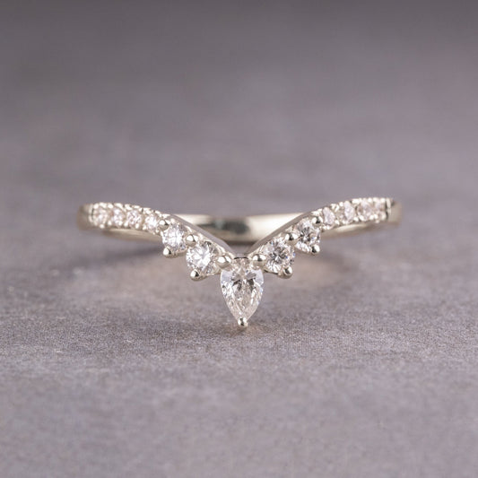Moissanite 1.59CT Kite Diamond Avant Garde Engagement Ring