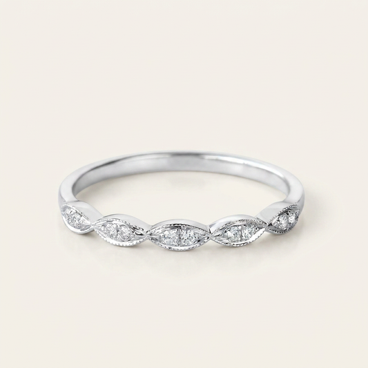 Moissanite 0.15 CT Round Cut Diamond Ring