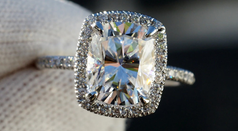 Why Moissanite Diamond Rings from IbizJewel Are the Perfect Mix of Luxury & Value