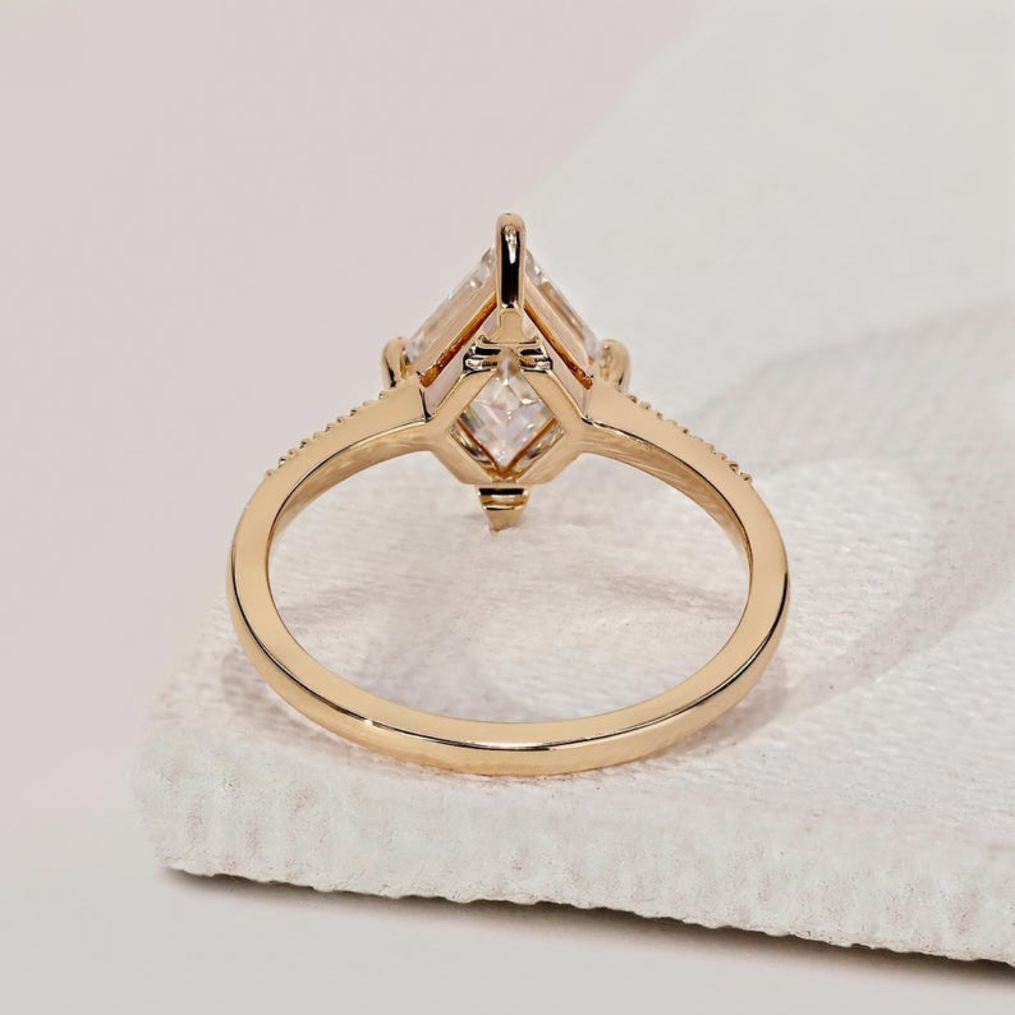 Lab Grown Diamond 2.50 CT Lozenge Cut Solitaire Engagement Ring | Promise Ring