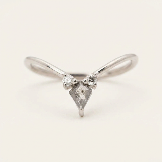 0.20 CT Kite & Round Cut Salt and Pepper Diamond Ring