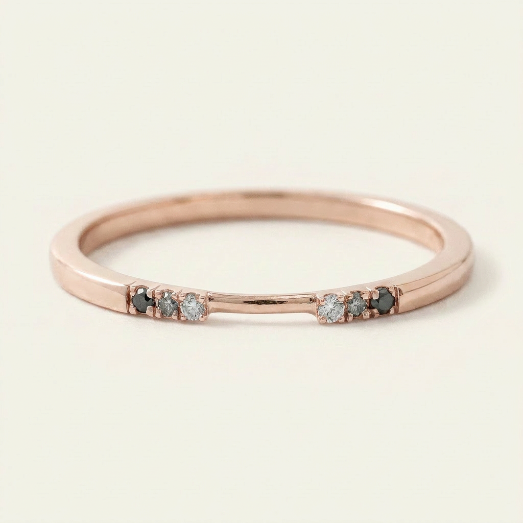 Moissanite 0.12 CT Round Cut Diamond Ring (V-Midcentury)