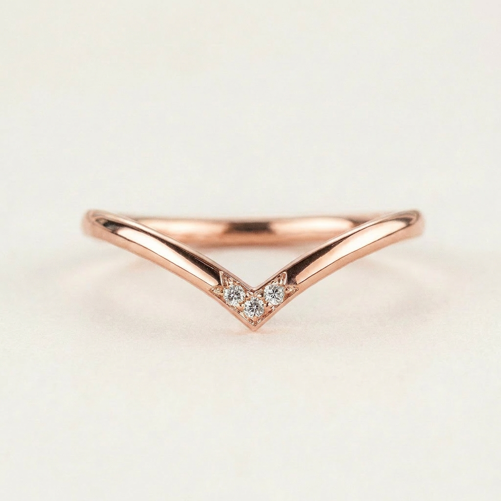 Moissanite 0.06 CT Round Cut Diamond Ring