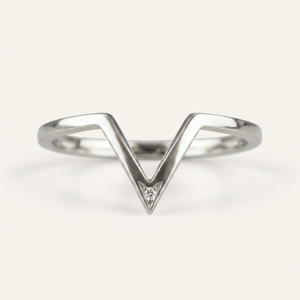 Moissanite 0.03 CT Round Cut Diamond Ring