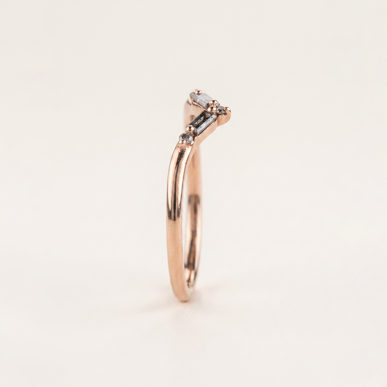 0.15 CT Baguette & Round Cut Salt and Pepper Diamond Ring