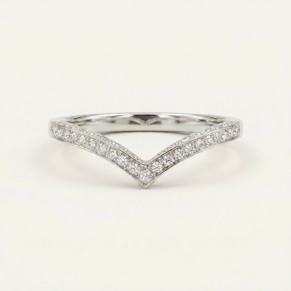 Moissanite 0.18 CT Round Cut Diamond Ring (V-Edwardian)