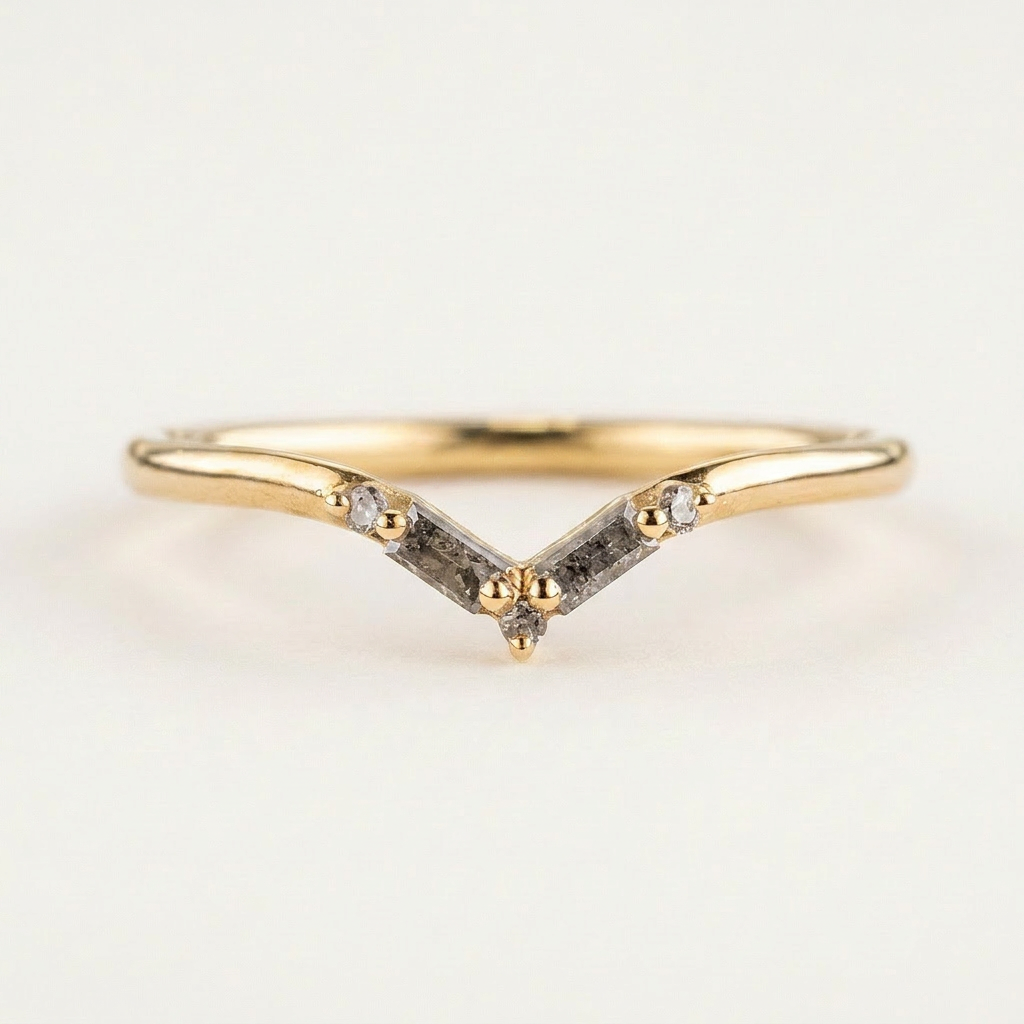 0.15 CT Baguette & Round Cut Salt and Pepper Diamond Ring