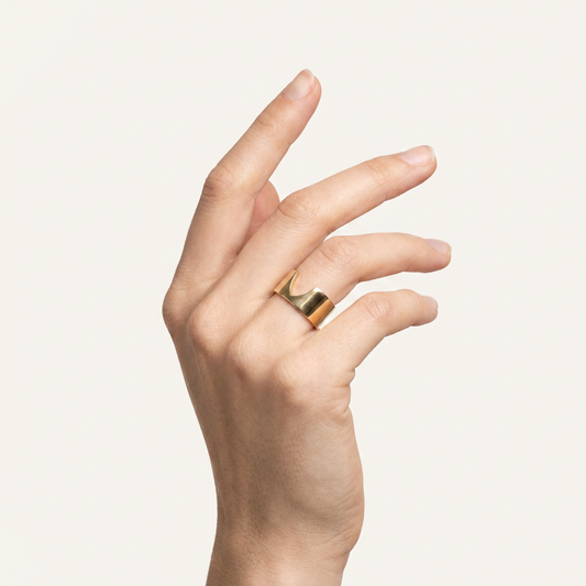Sleek Ellipse Plain Wedding Band