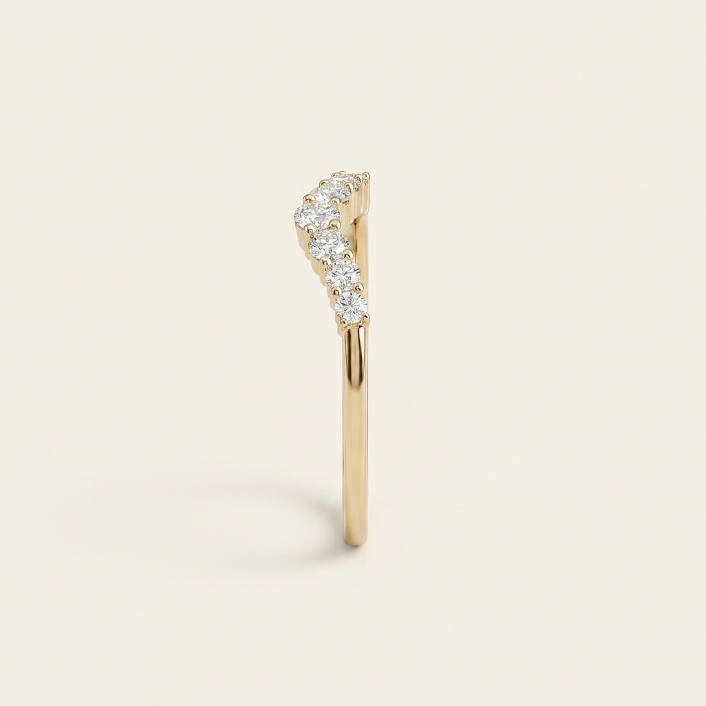 Moissanite 0.22 CT Round Cut Diamond Ring (V-Gothic)