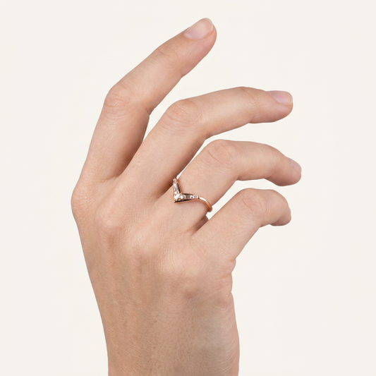Moissanite 0.19 CT Baguette & Round Cut Diamond Ring (V-Minimalist)