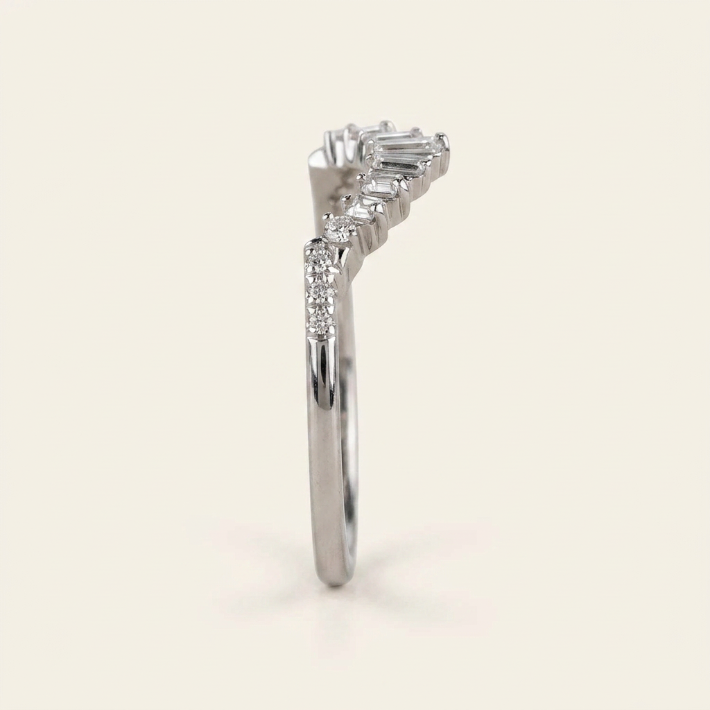 Moissanite 0.40 CT Baguette & Round Cut Diamond Ring