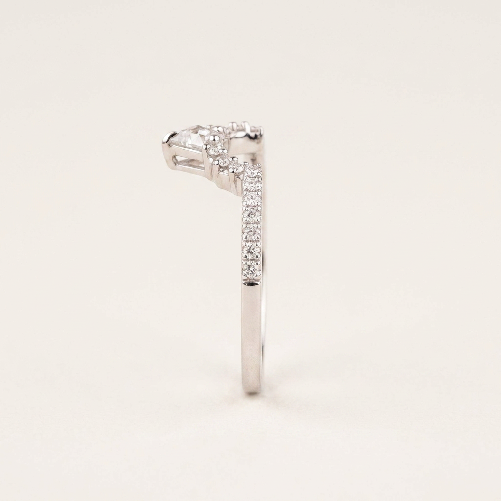 Moissanite 0.40 CT Kite & Round Cut Diamond Ring
