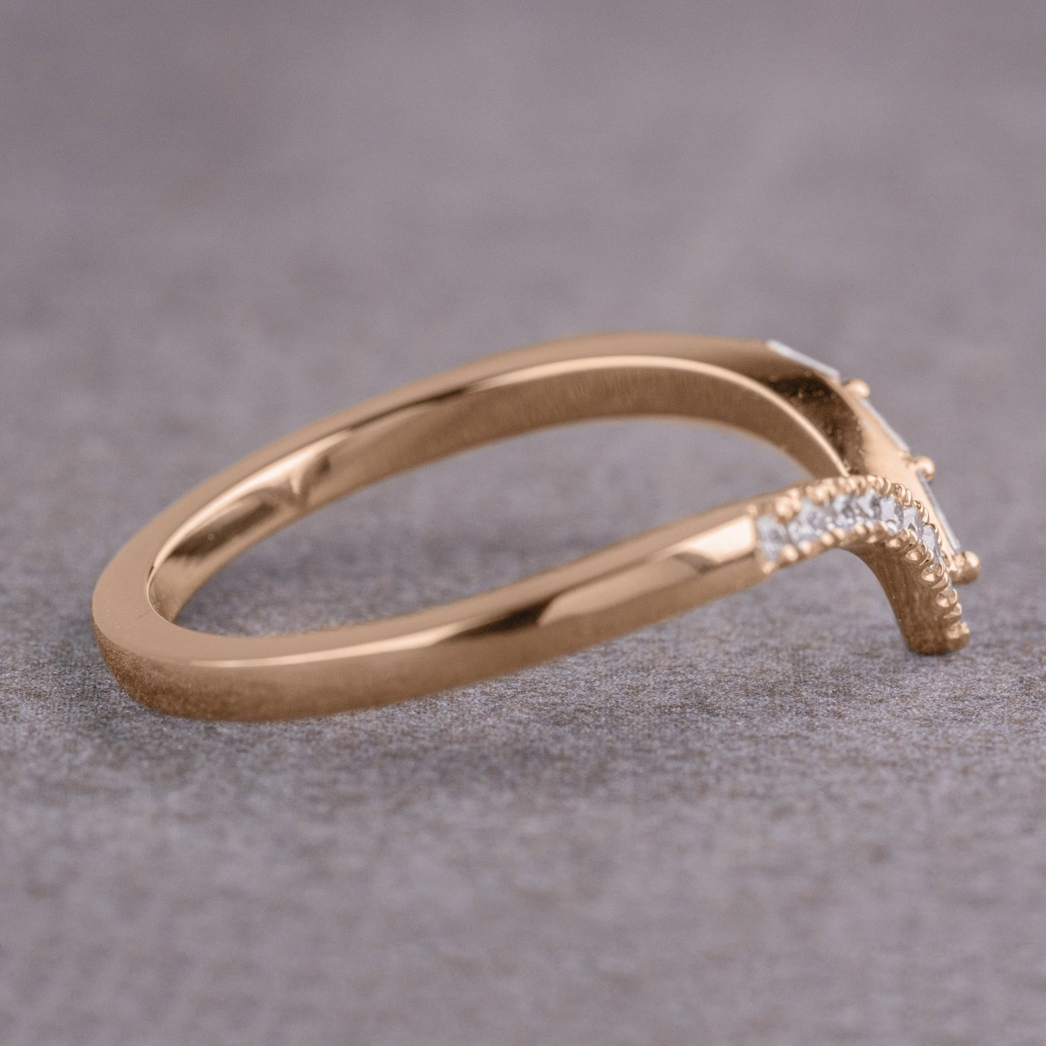 Moissanite 0.25CT Round &amp; Baguette Diamond Art Deco Valentine Gift Band