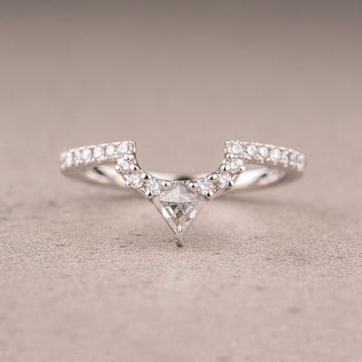 Moissanite 0.40CT Kite Diamond Gothic Wedding Band