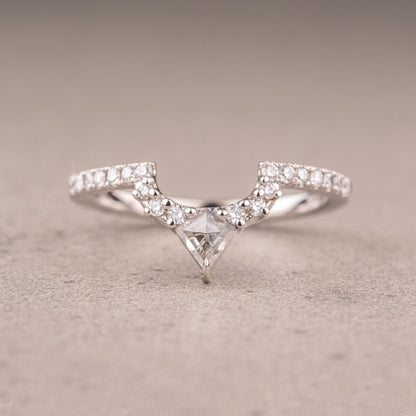 Moissanite 0.40CT Kite Diamond Gothic Wedding Band