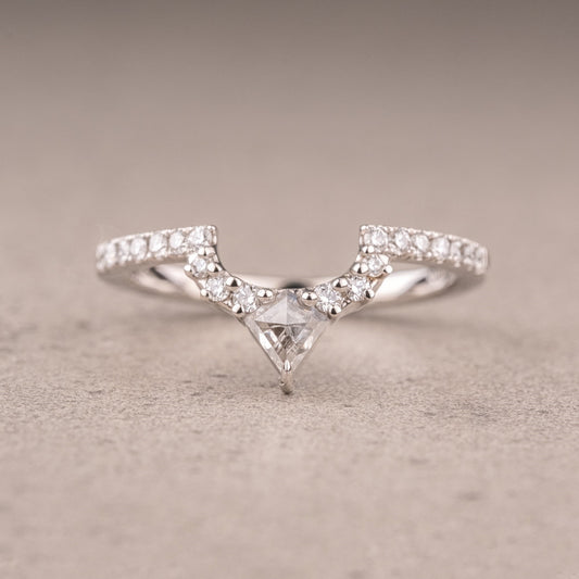 Moissanite 0.40CT Kite Diamond Gothic Wedding Band