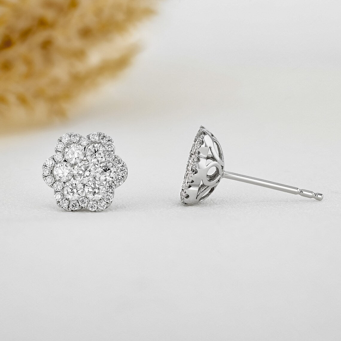 Moissanite 1.22CT Round Diamond Fashion Earring