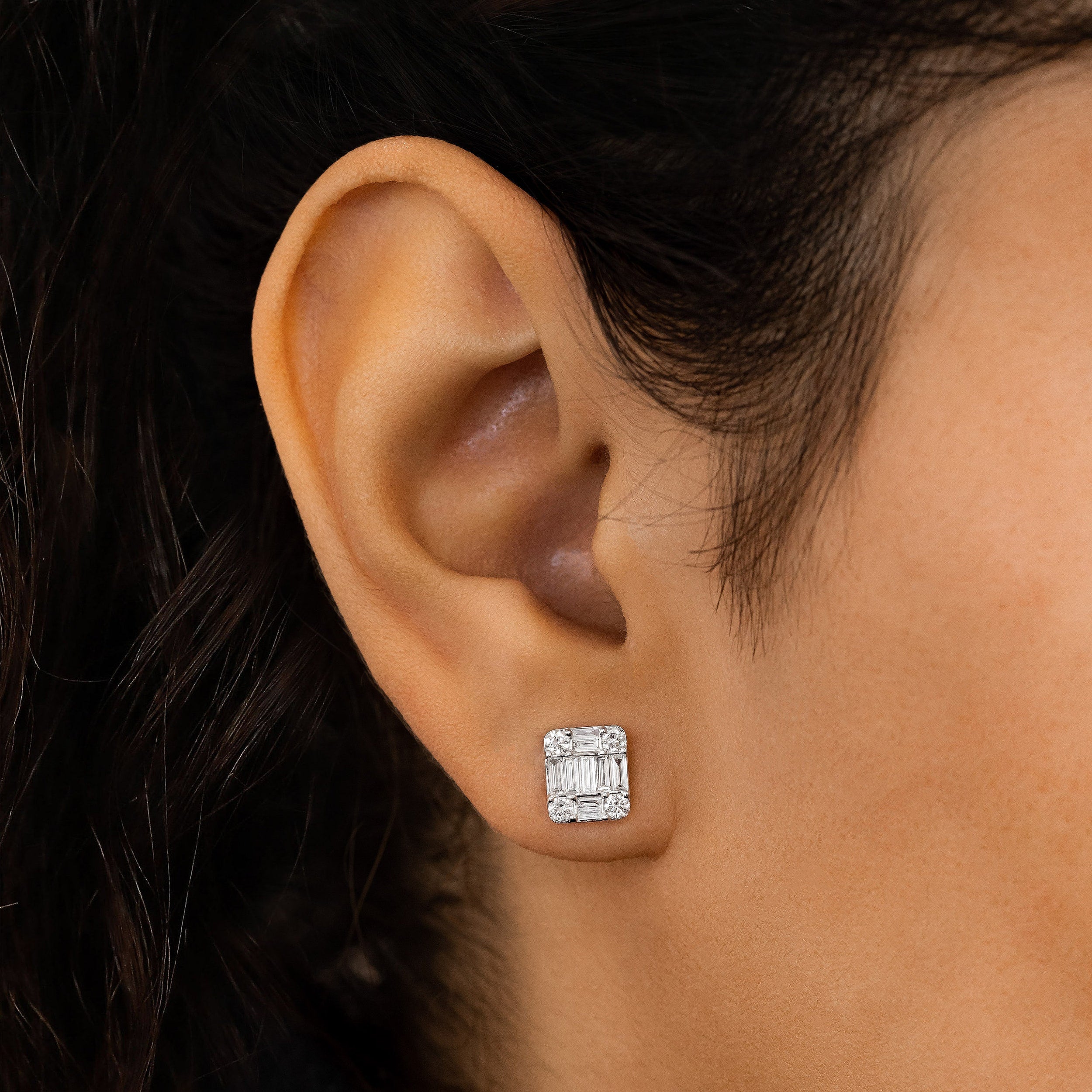 Moissanite 0.99CT Round & Baguette Diamond Fashion Earring