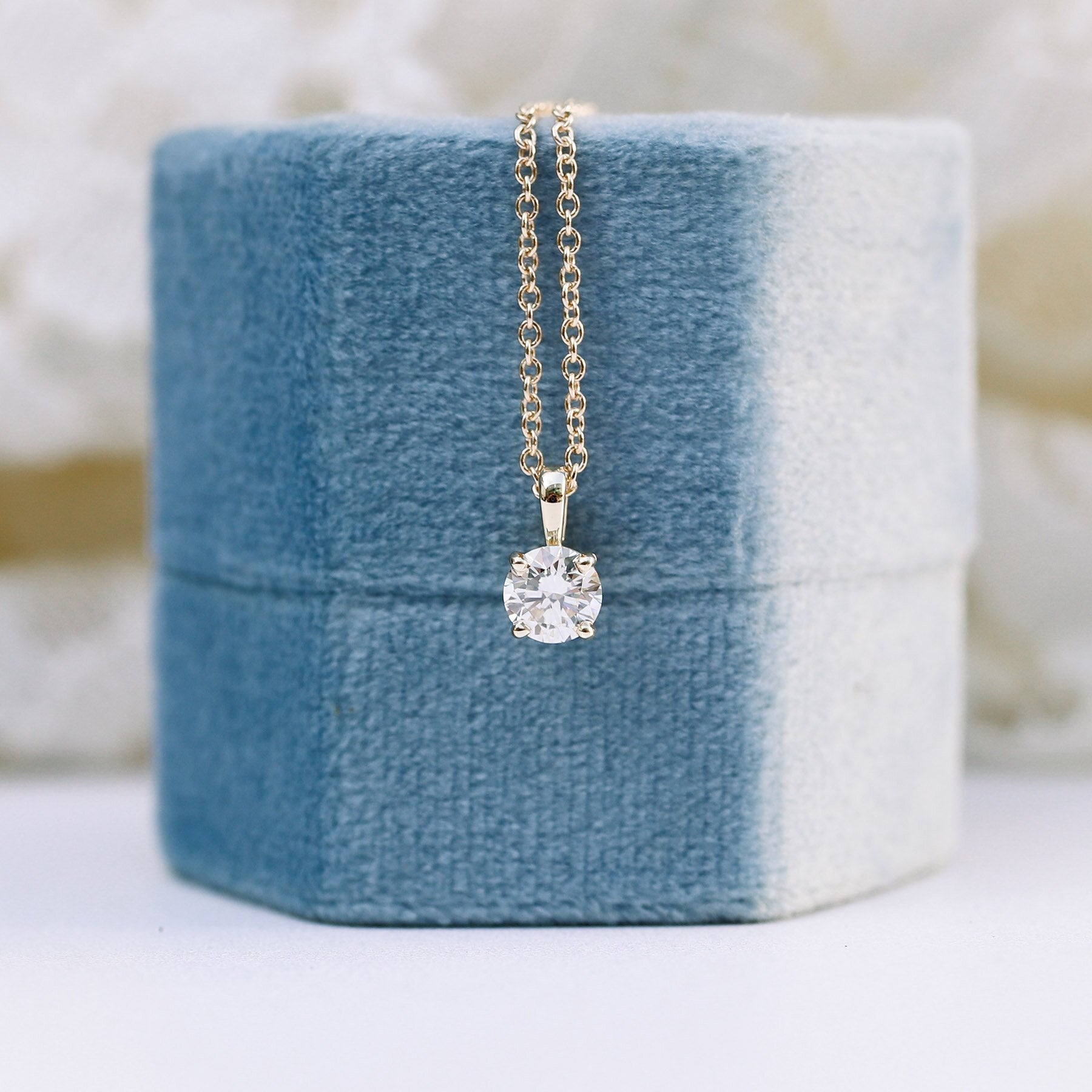 Moissanite 0.33CT Round Diamond Necklace