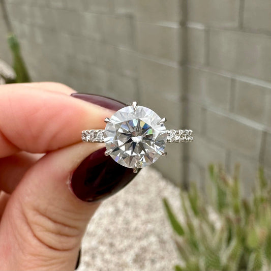 Moissanite 2.20CT Round Diamond Art Deco Unique Engagement Ring - IBIZ Jewel