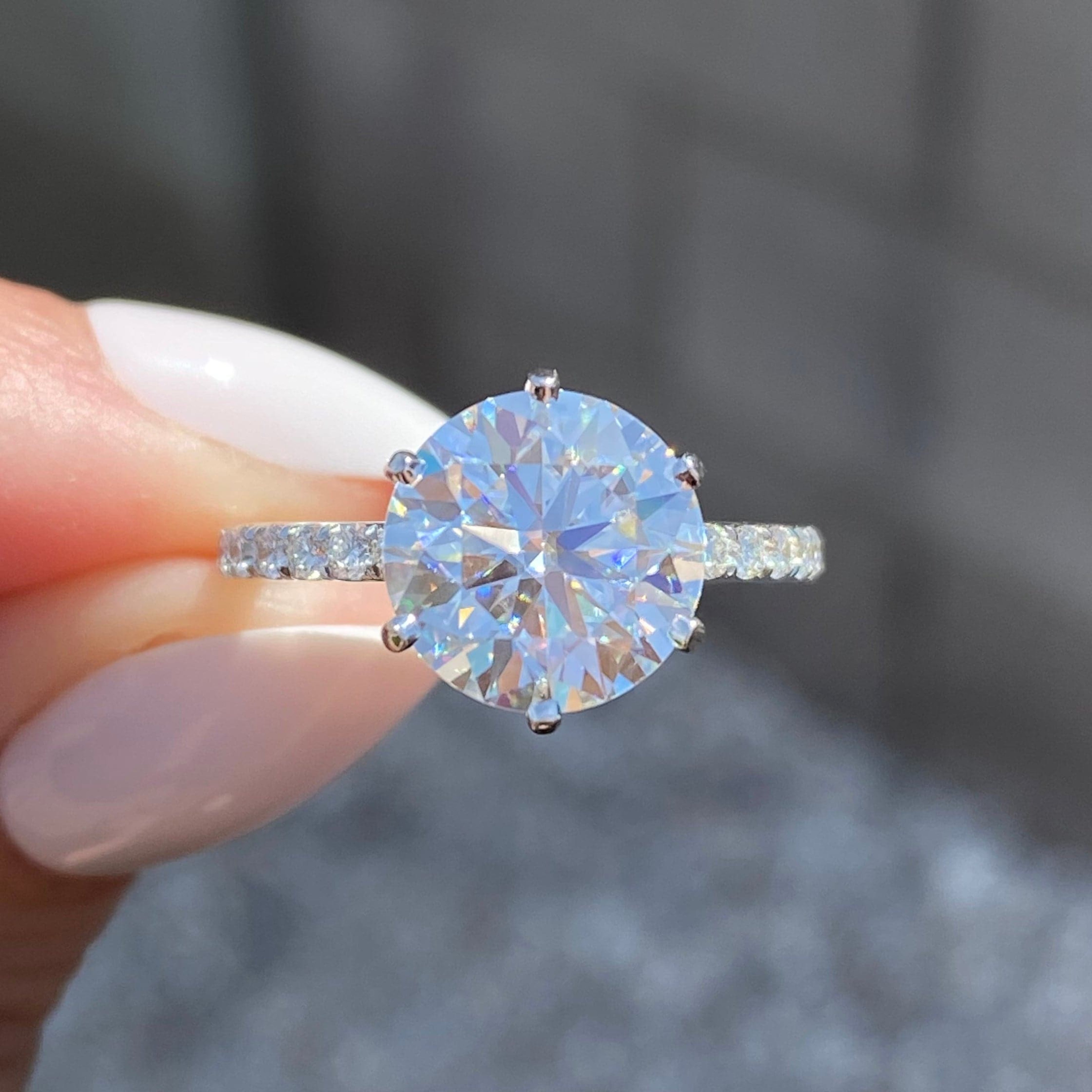 Moissanite 2.20CT Round Diamond Art Deco Unique Engagement Ring