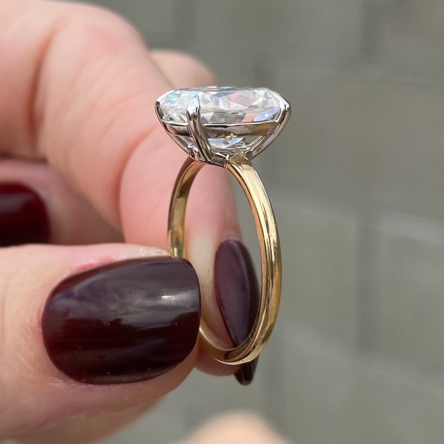 Moissanite 1.90CT Oval Diamond Mid-Century Anniversary Ring