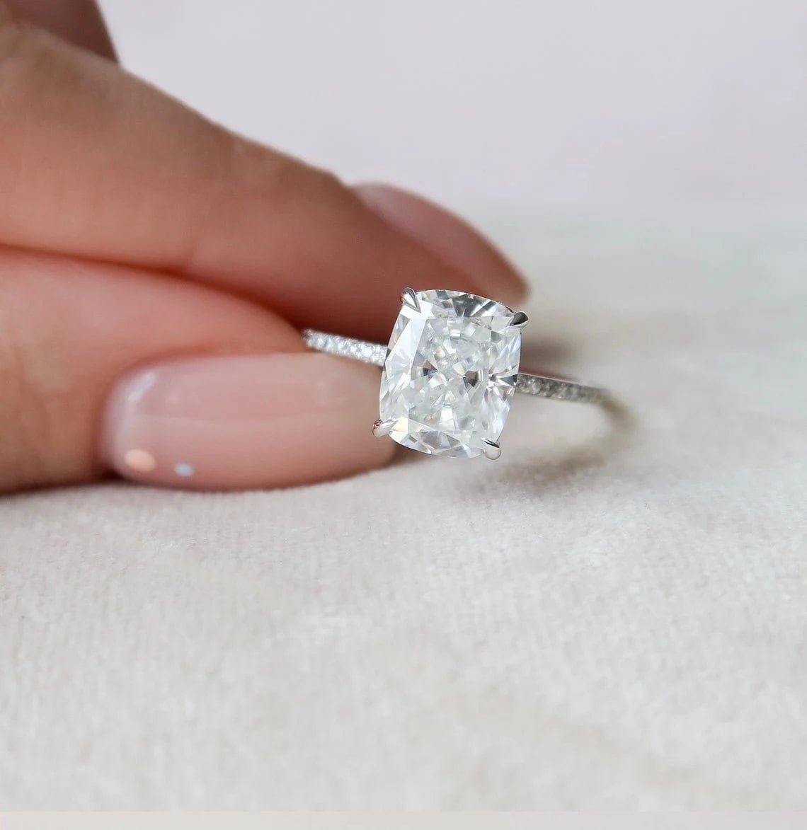 Moissanite 2.80CT Cushion Diamond Minimalist Anniversary Ring