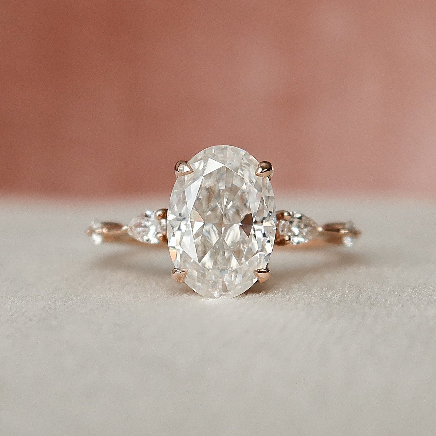 Moissanite 4.50CT Ovale Diamant Art Deco Jubileumring