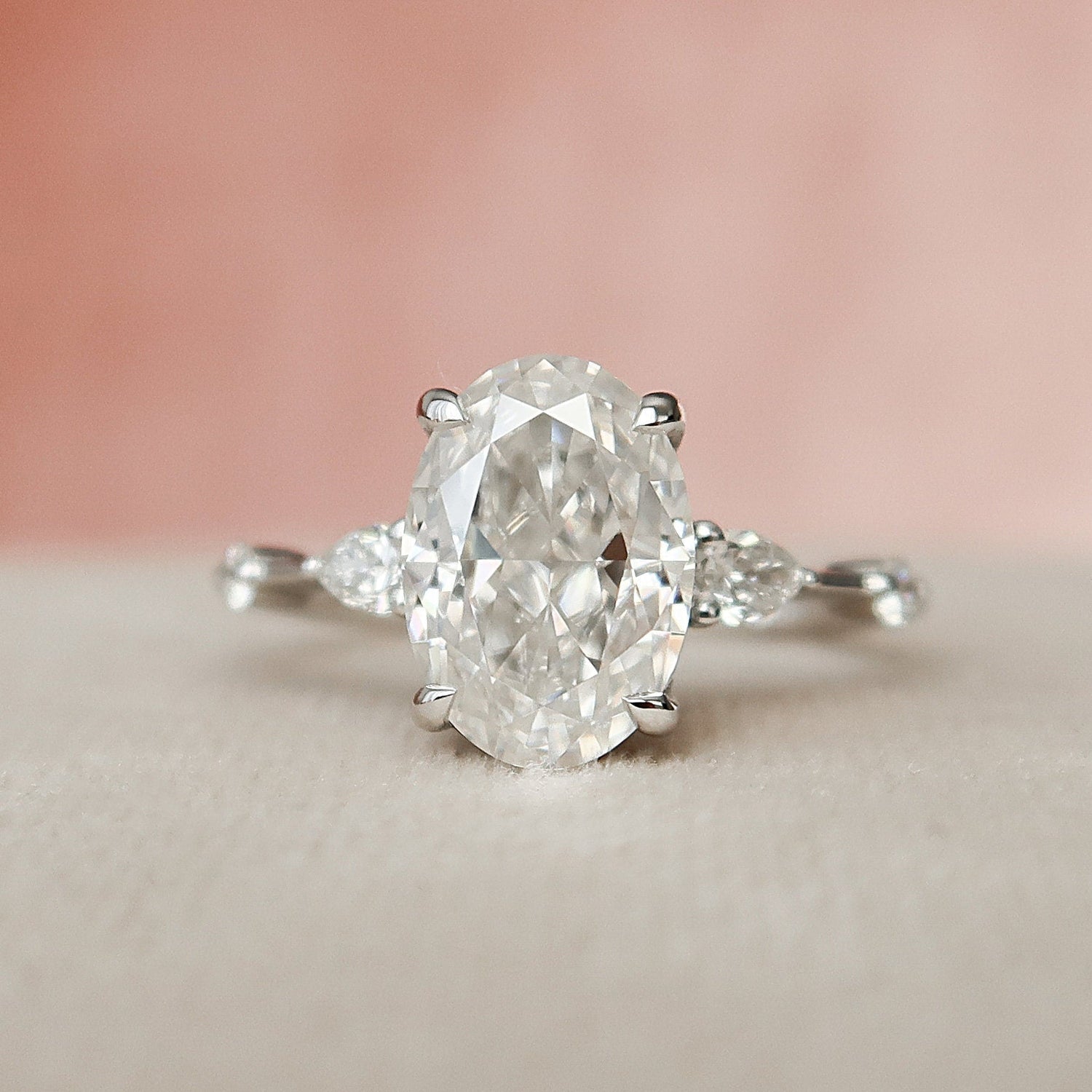 Moissanite 4.50CT Ovale Diamant Art Deco Jubileumring