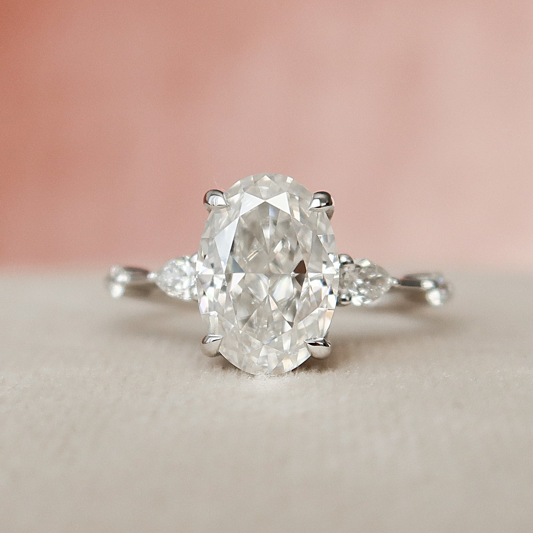 Moissanite 4.50CT Ovale Diamant Art Deco Jubileumring