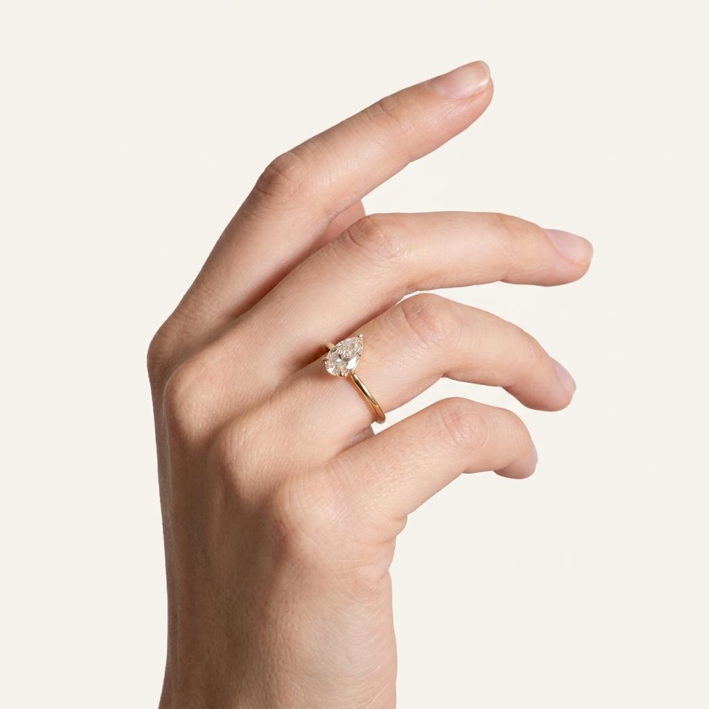 Lab Grown 2.00 CT Pear Cut Diamond Solitaire Ring