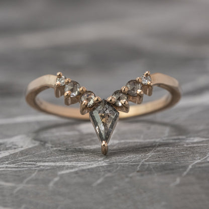 Natural Salt and Paper 0.45CT Kite Diamond Brutalist Birthday Gift Band