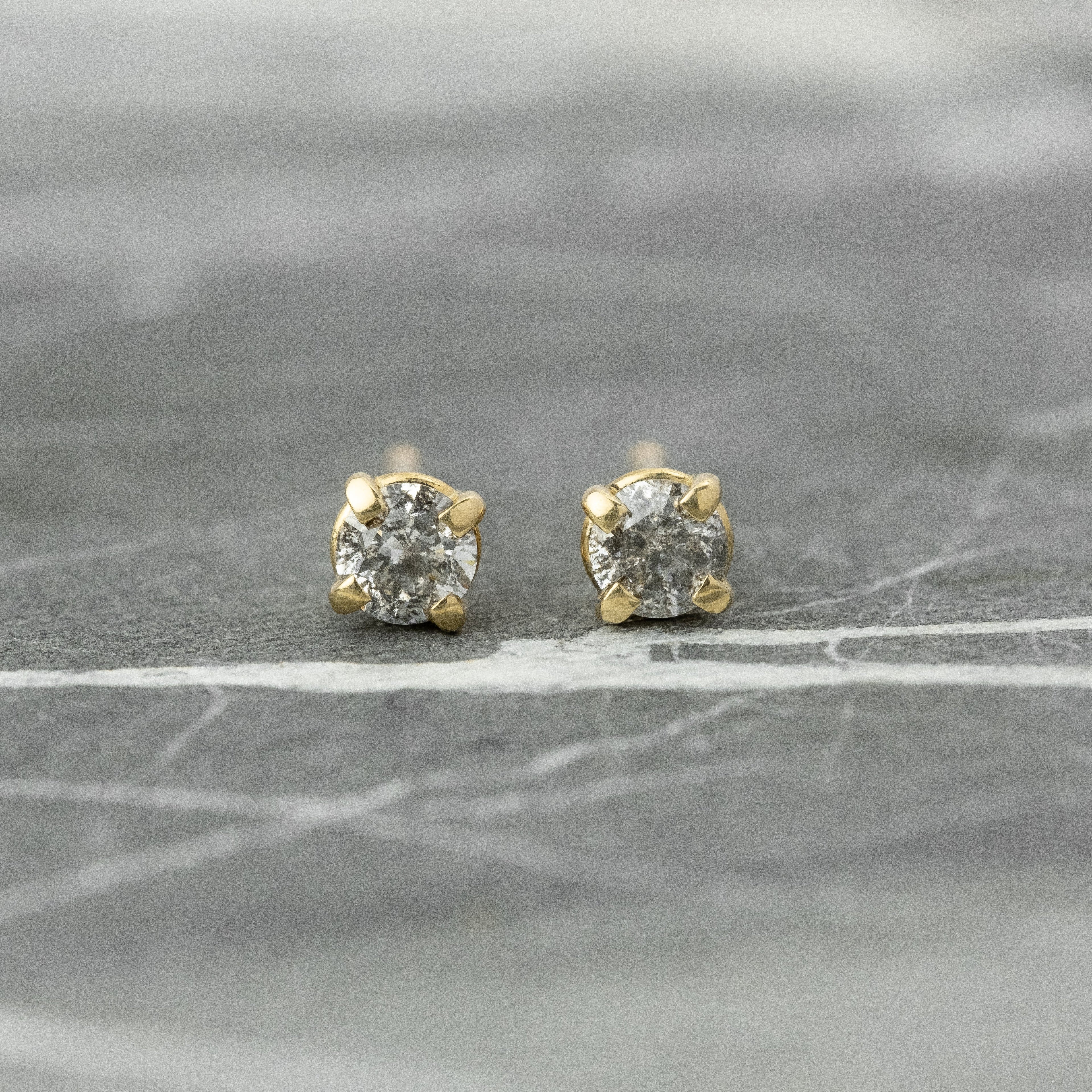 Natural Salt And Pepper 0.80CT Round Diamond Stud Earring