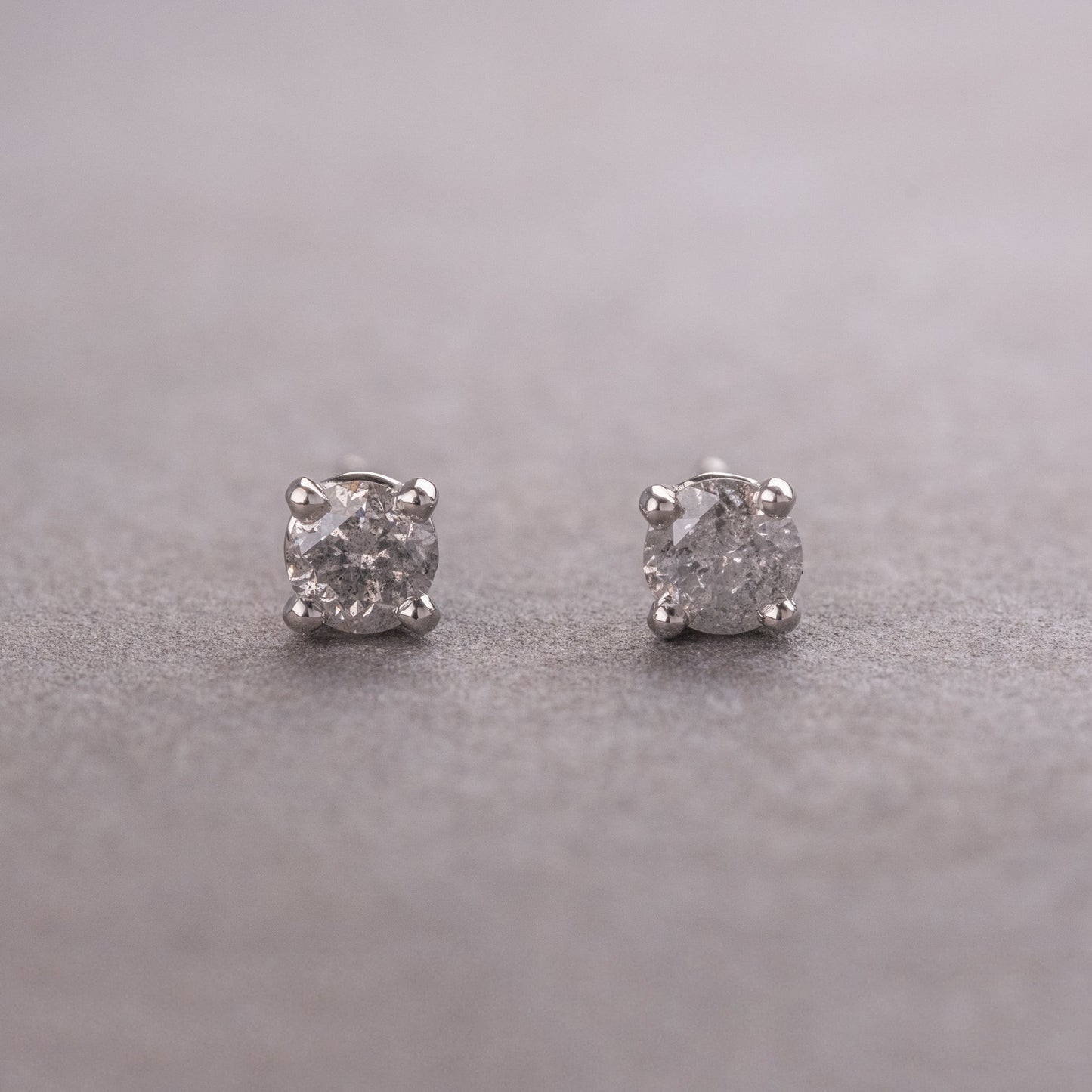 Natural Salt And Pepper 0.80CT Round Diamond Stud Earring