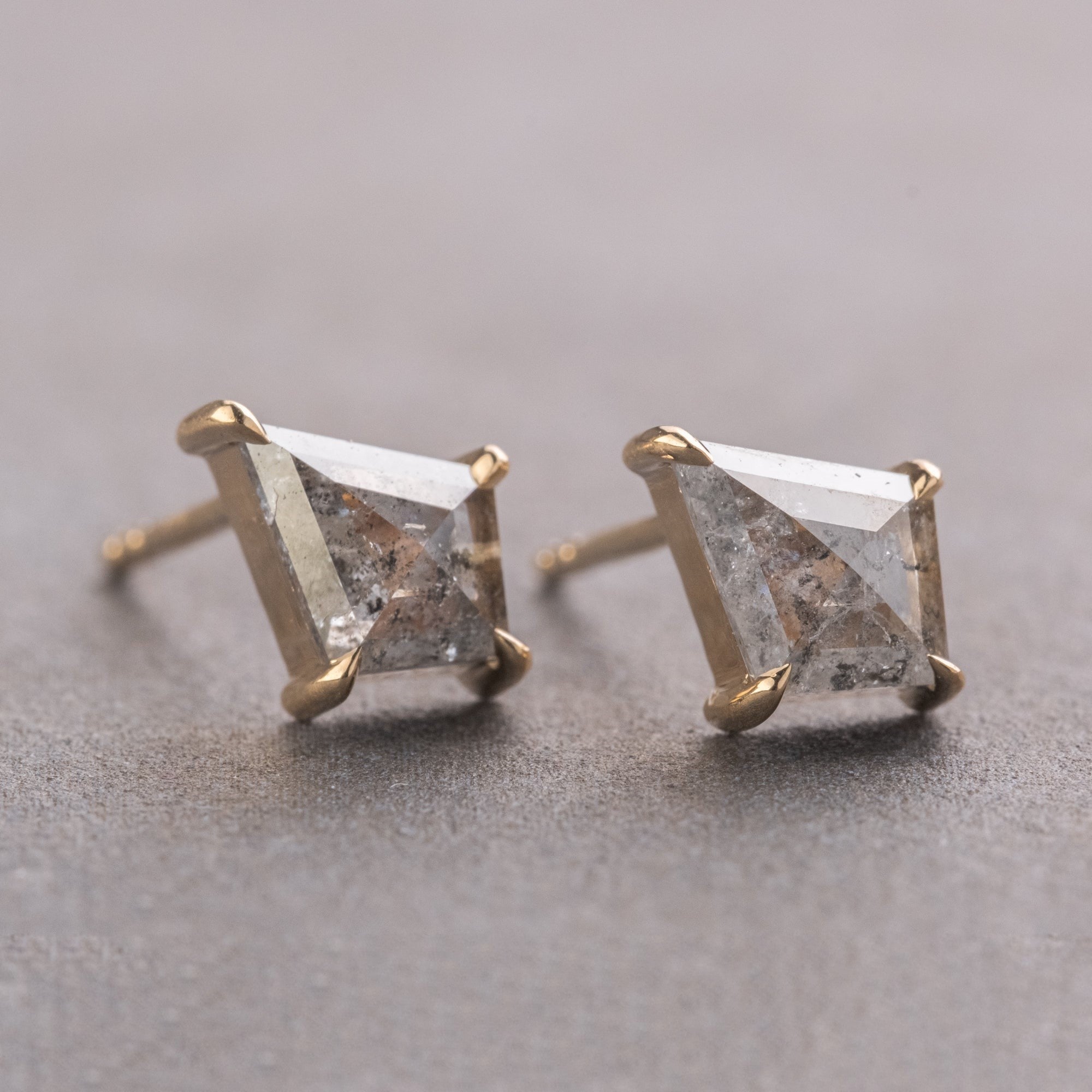 Natural Salt And Pepper 0.61CT Kite Diamond Stud Earring