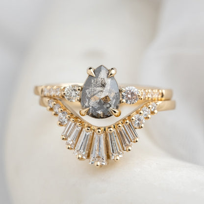 Natuurlijke zout- en peper 1.31CT peervormige diamanten Edwardiaanse trouwring