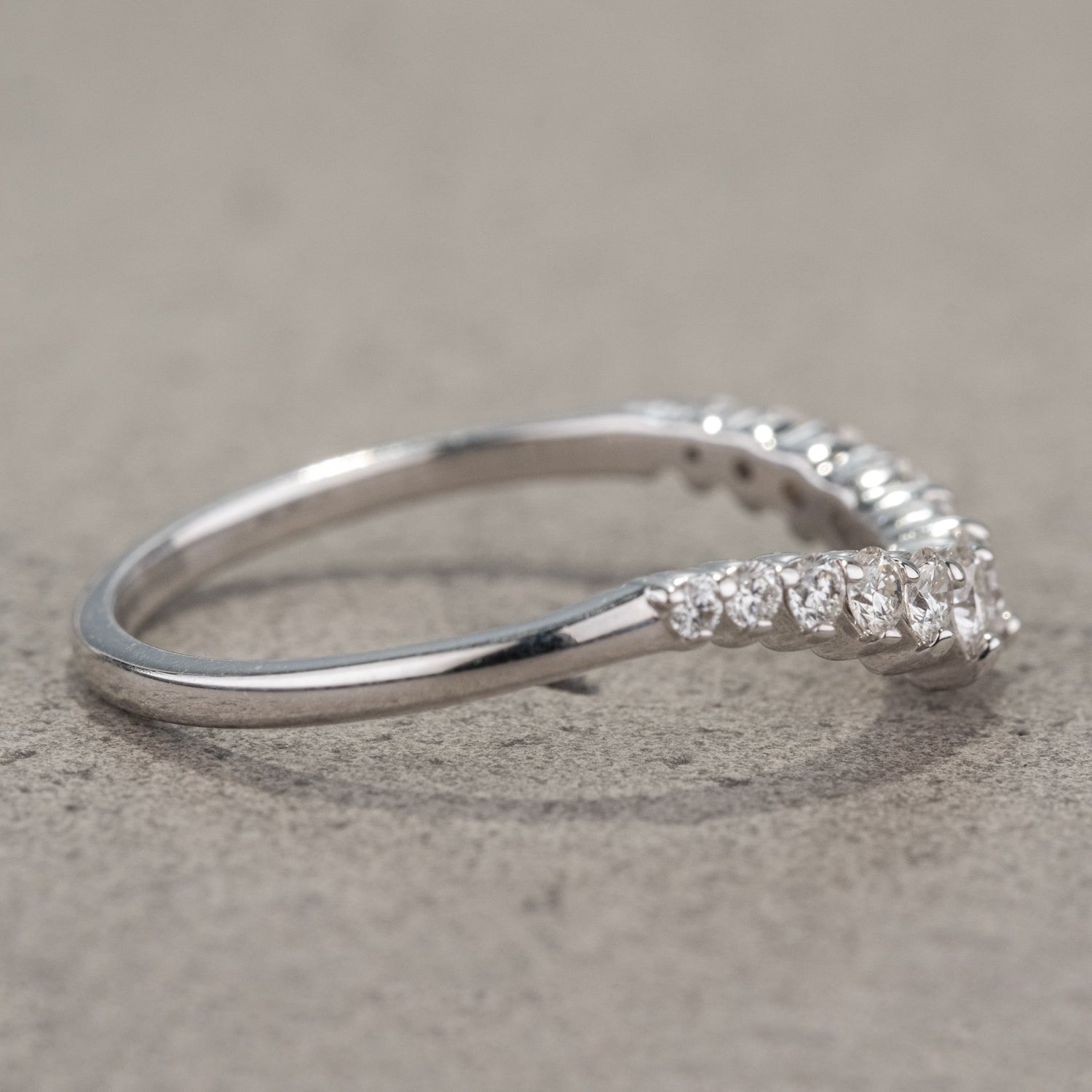 Natuurlijke zout- en peperring van 1,50 karaat zeshoekige diamant in art nouveau-stijl