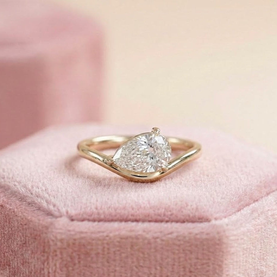 Lab Grown Diamond 3.00 CT Pear Cut Solitaire Engagement | Promise Ring