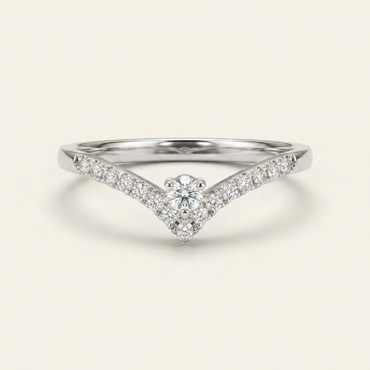 Moissanite 0.21 CT Round Cut Diamond Ring