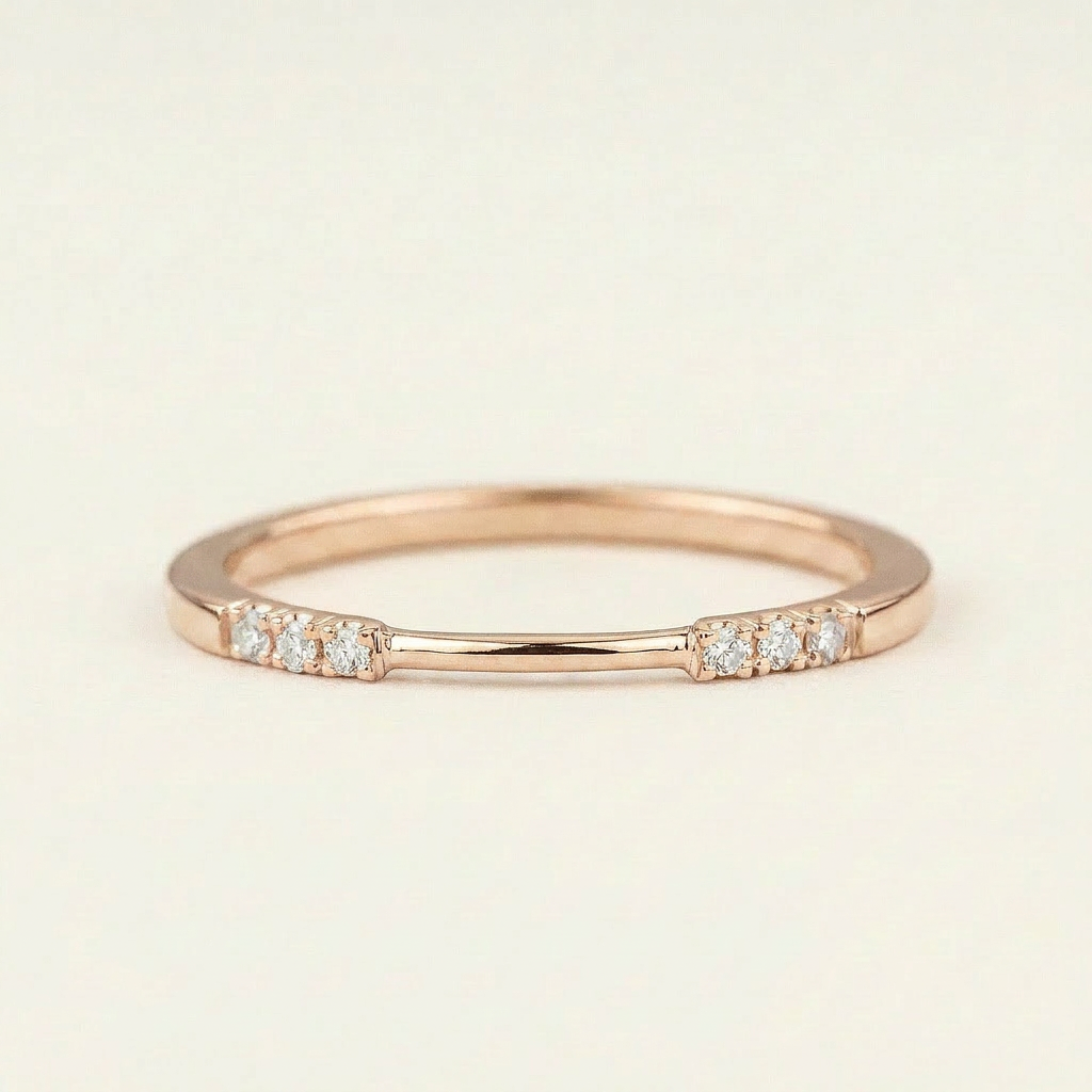 Moissanite 0.12 CT Round Cut Diamond Ring (V-Avantgarde)