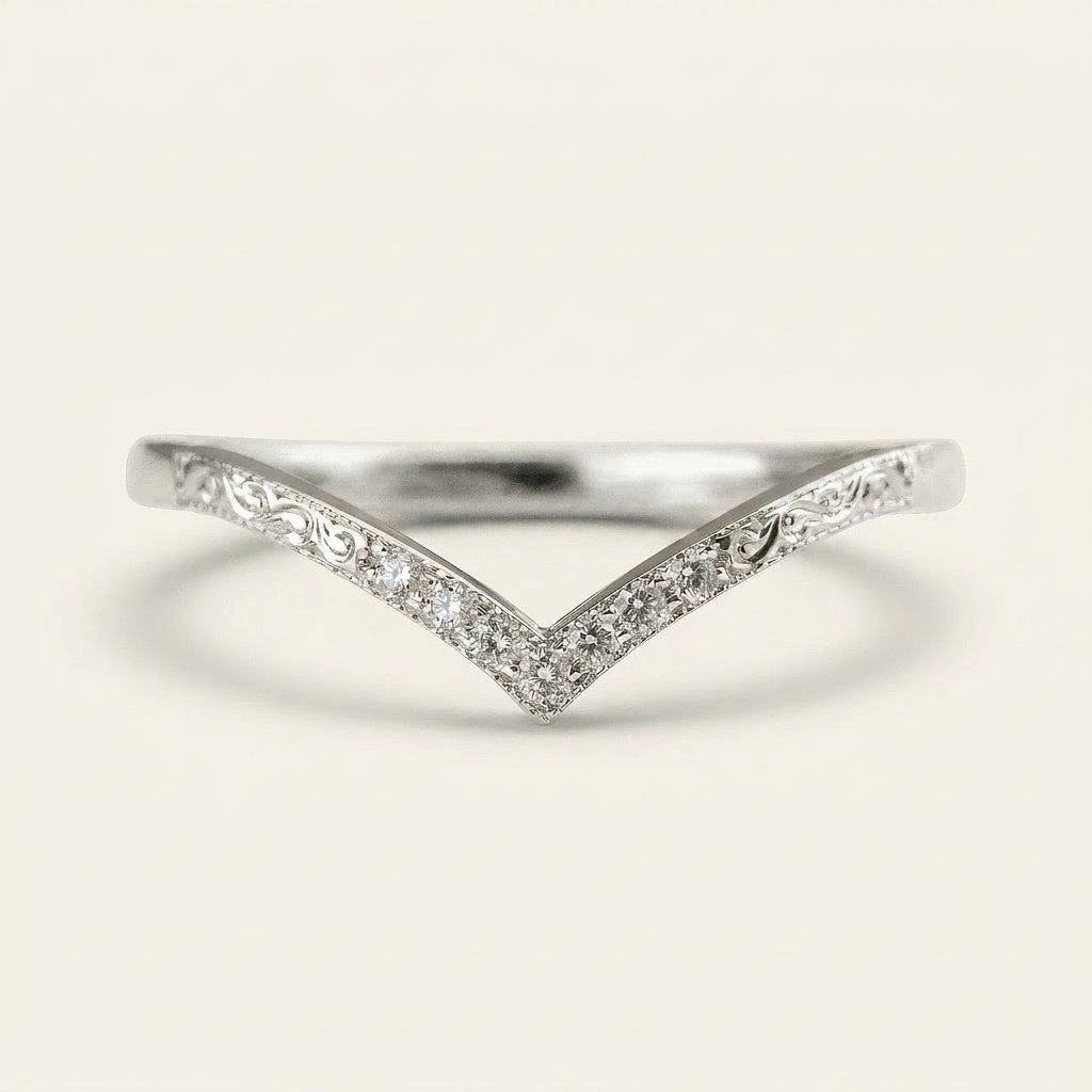Moissanite 0.14 CT Round Cut Diamond Ring