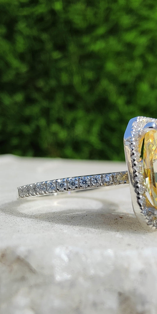 Moissanite 2.50CT Yellow Radiant Diamond Art Deco Unique Engagement Ring - IBIZ Jewel